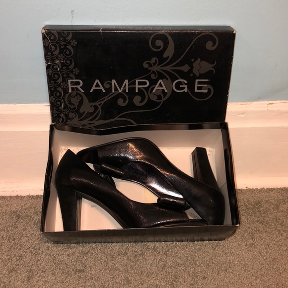Rampage - Black High Open Heel with Bow - Picture 2 of 8
